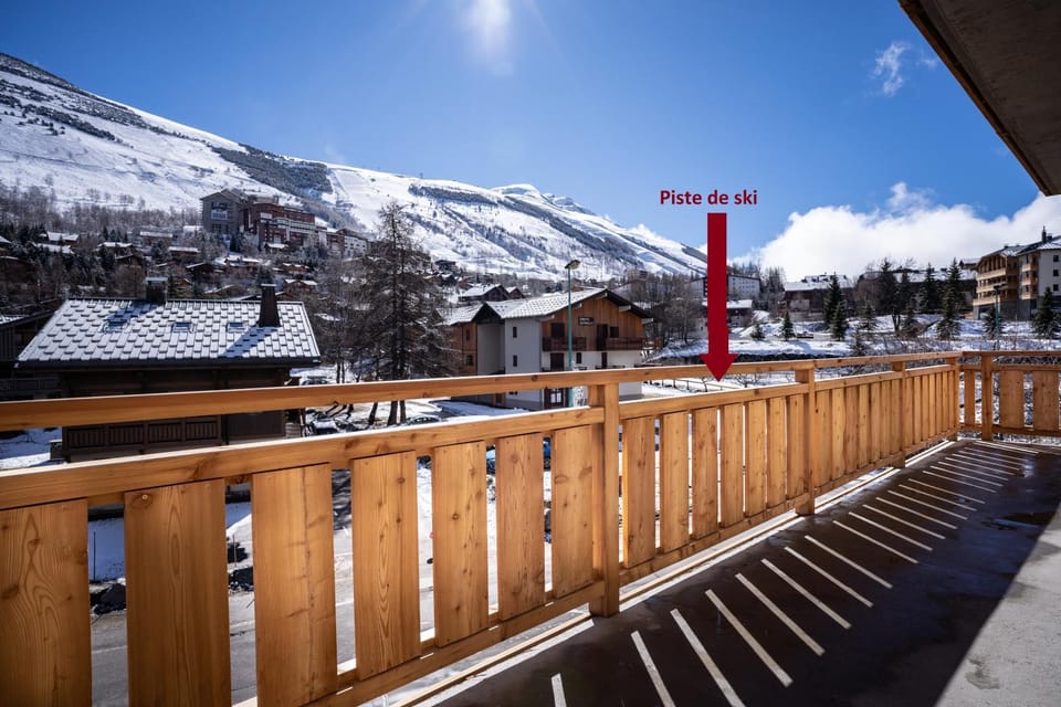 Winter, Skiing, View (from property/room), City view, City view, Mountain view, Mountain view, Quiet street view