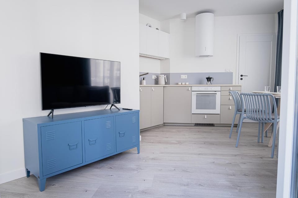 TV and multimedia, Kitchen or kitchenette