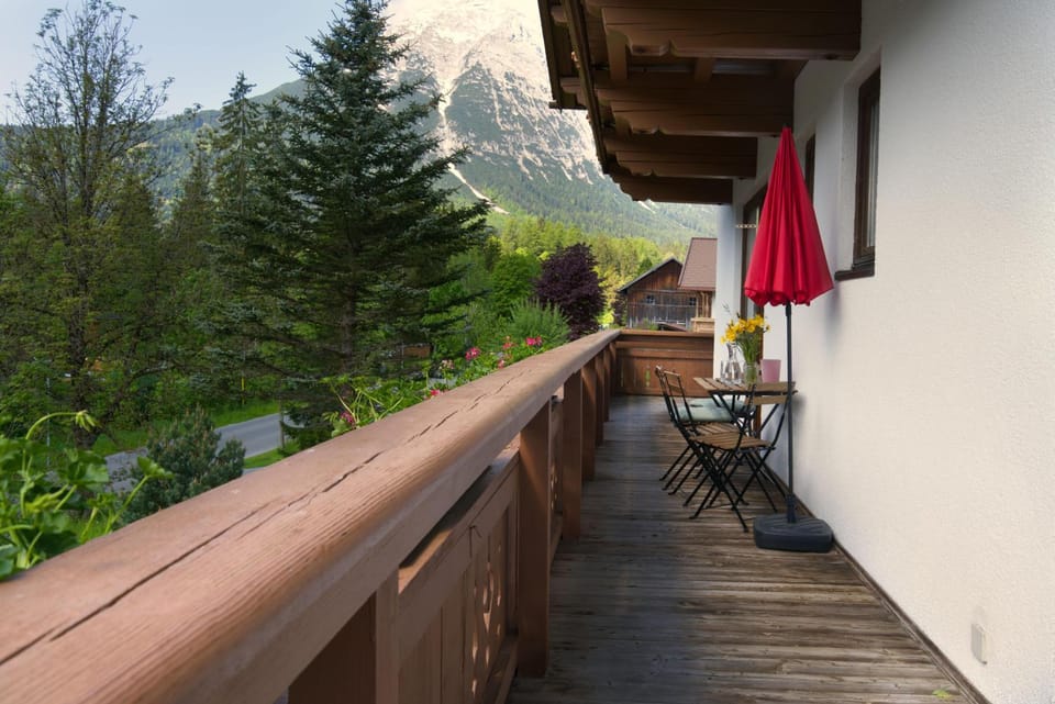Patio, Spring, Day, Natural landscape, View (from property/room), Balcony/Terrace, Balcony/Terrace, Mountain view