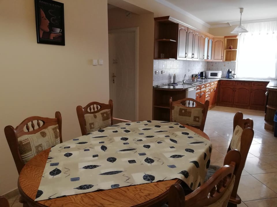 Imola És Andrea Apartmanház Apartment in Hungary
