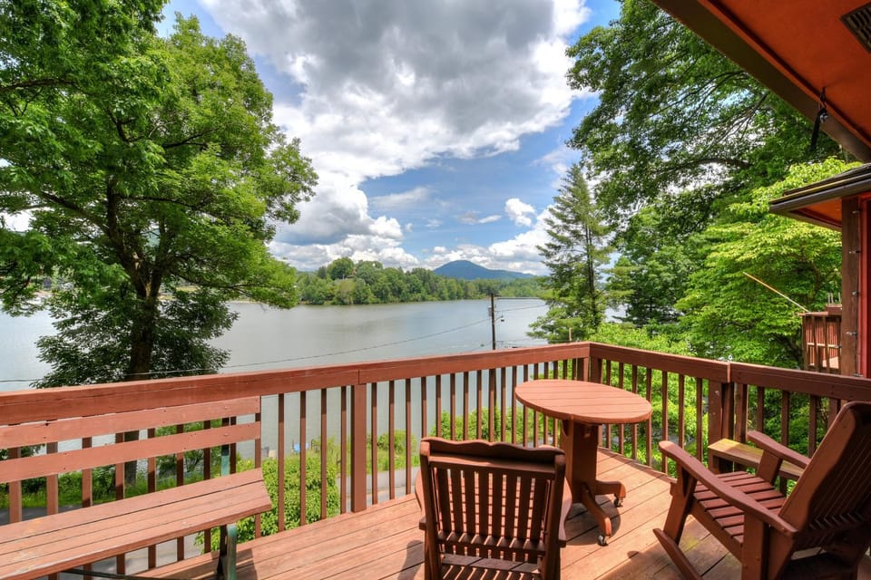 Armstrong House Combo House in Lake Junaluska