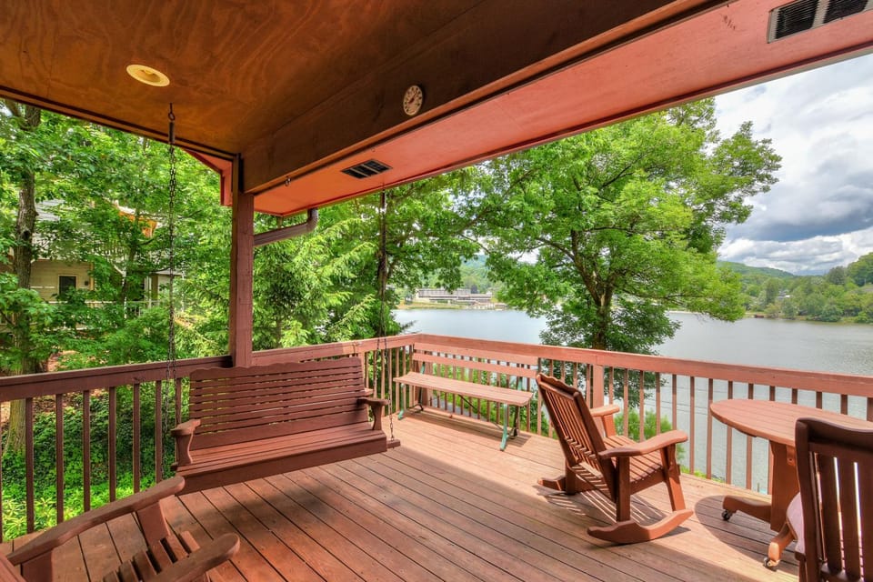 Armstrong House Combo House in Lake Junaluska