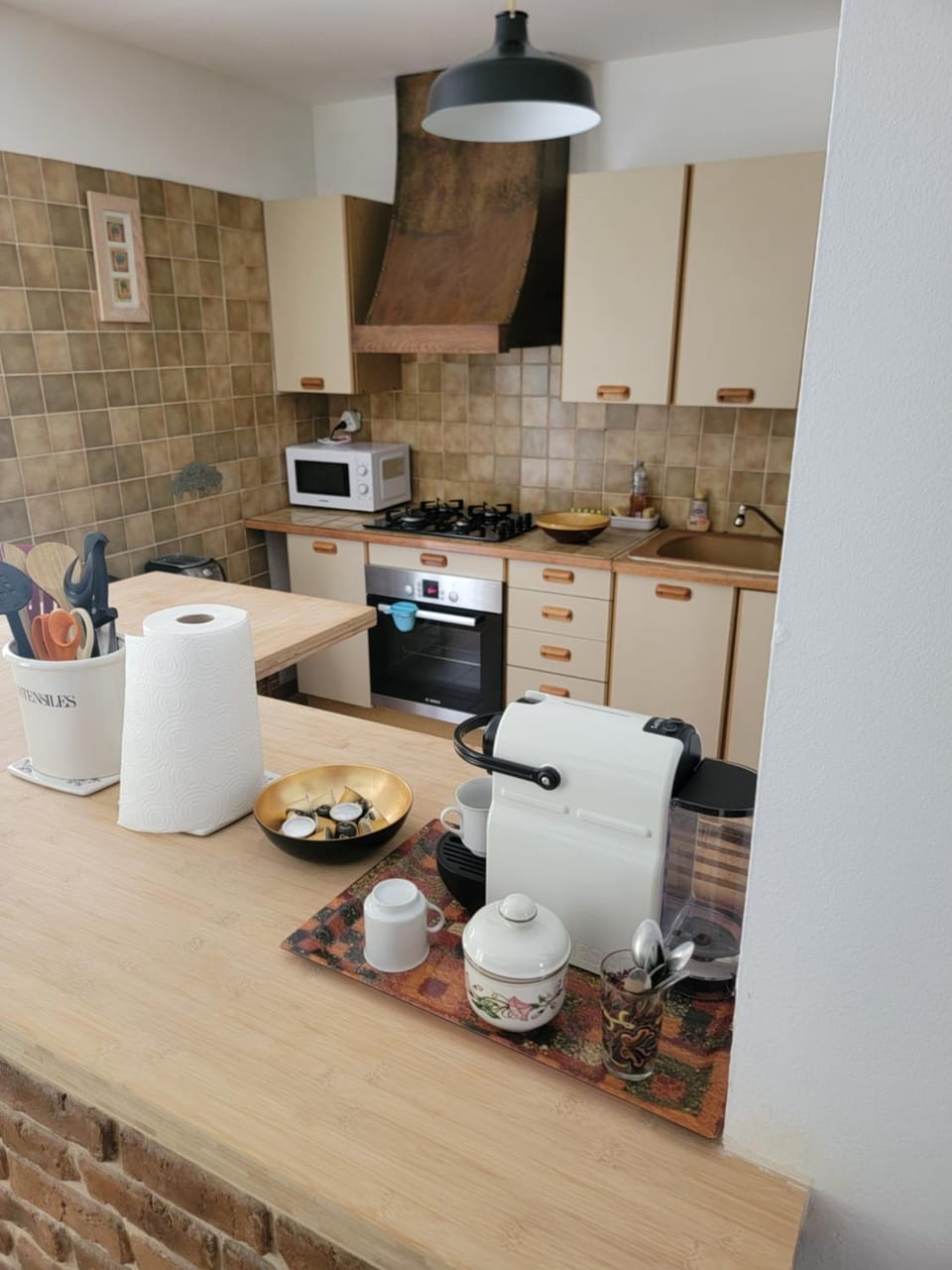 Kitchen or kitchenette, kitchen