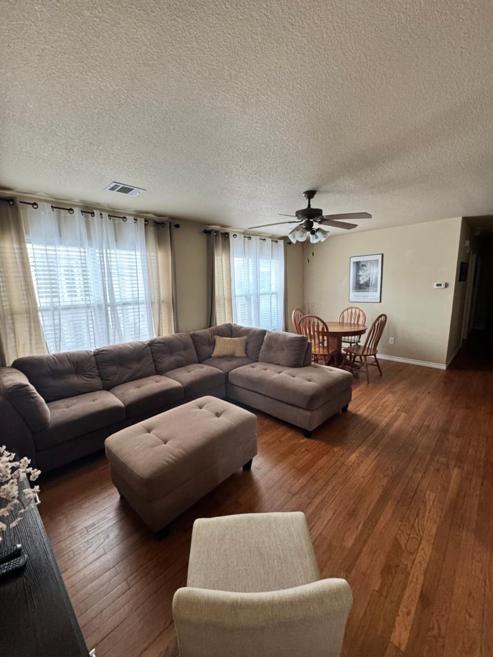 TV and multimedia, Living room, Seating area