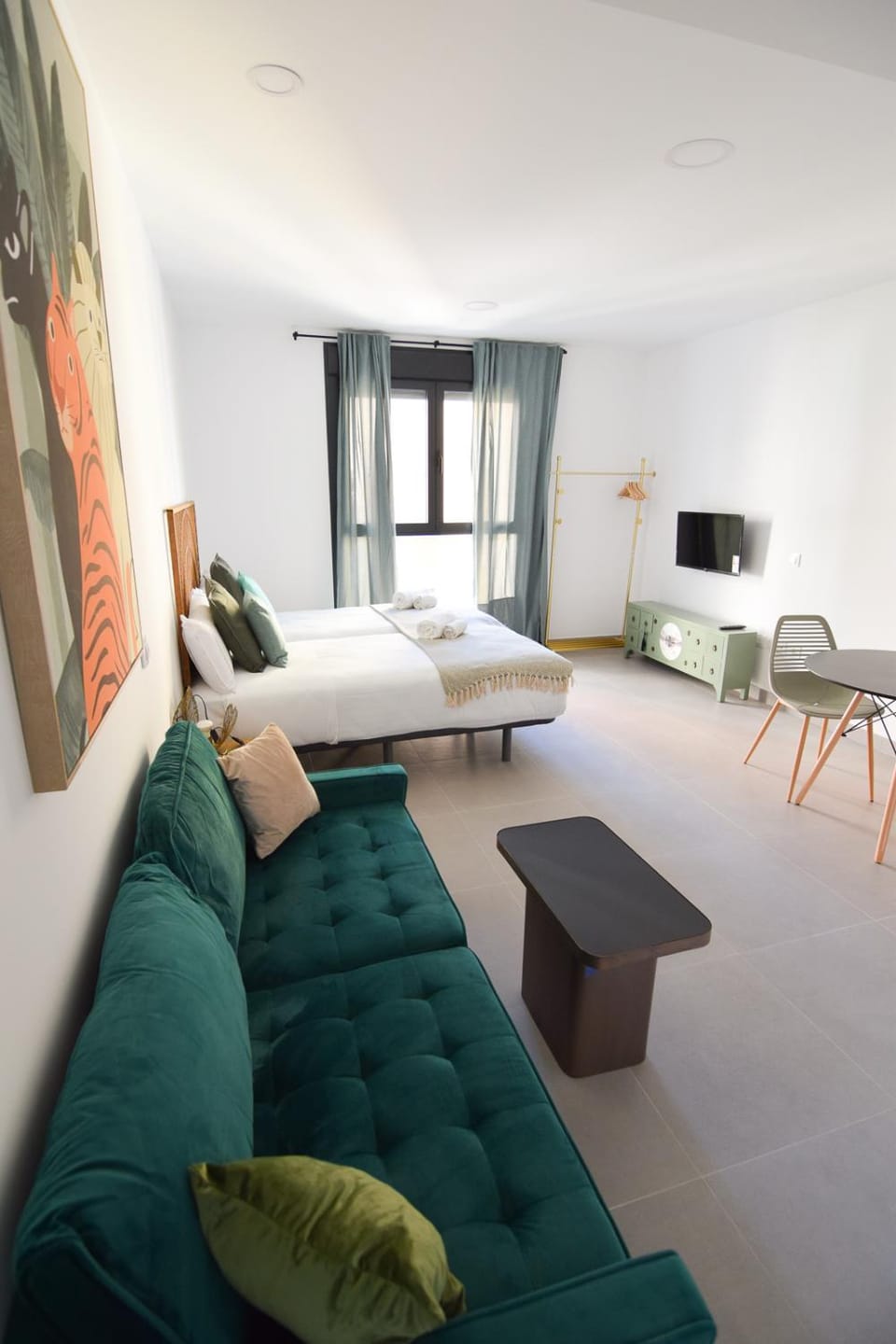 Photo of the whole room