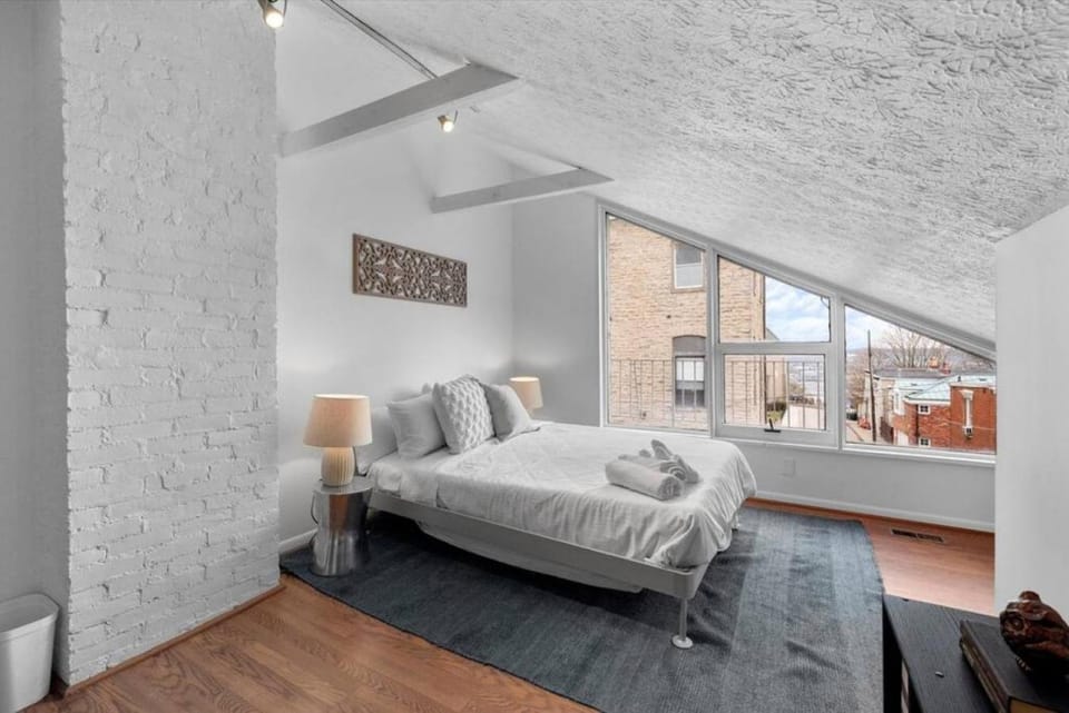 Stylish Mt Adams 1BR in great location Apartment in Cincinnati