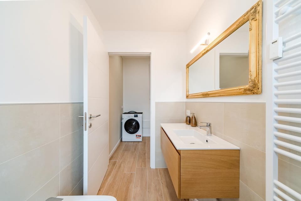Shower, Bathroom, washing machine, washing machine