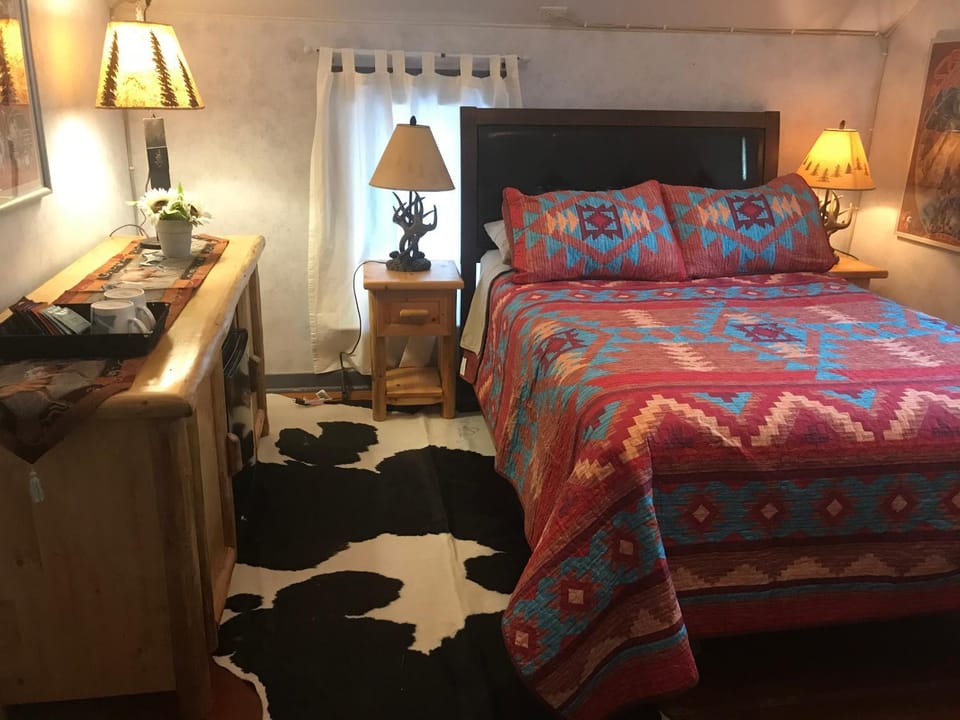 Holiday Lodge Bed and Breakfast Bed and Breakfast in Banff