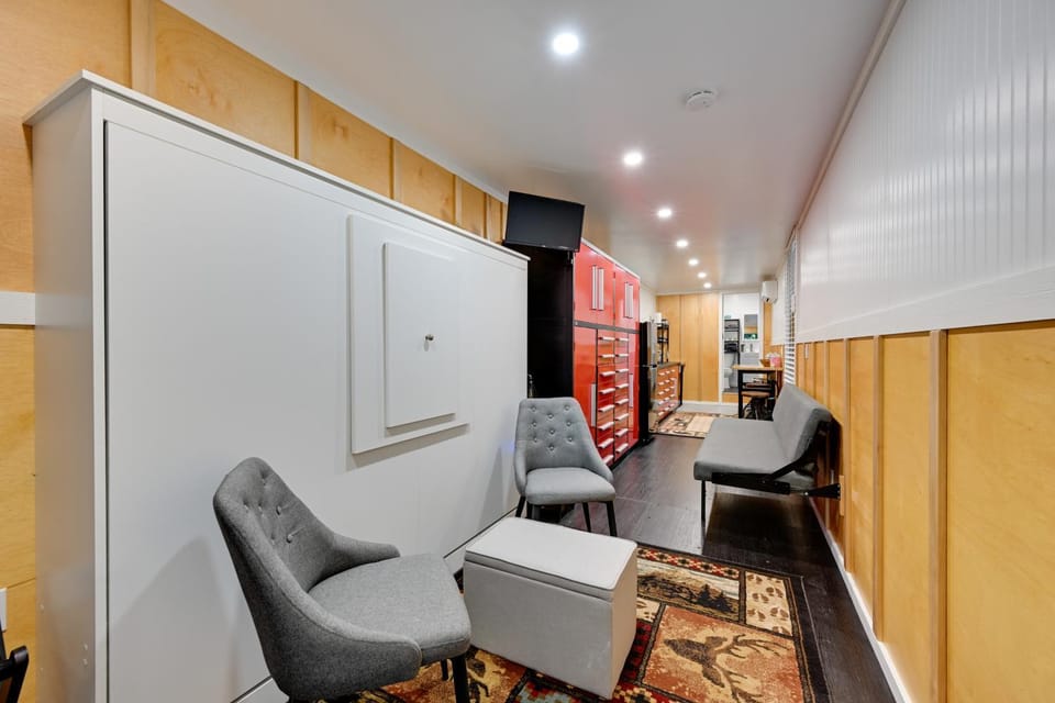Carbonado Studio w/ Deck & Blackstone Griddle! Apartment in Washington