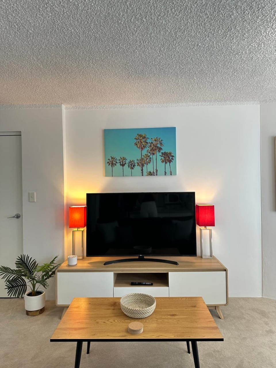 Communal lounge/ TV room, TV and multimedia