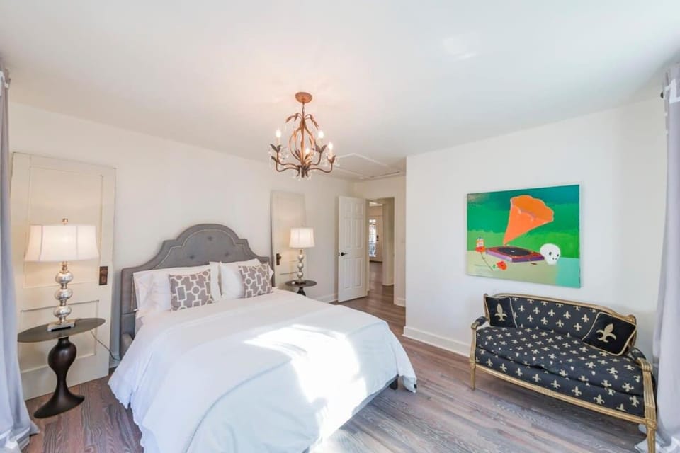 Enchanting Retreat 15 Minutes to Nashville House in Nashville