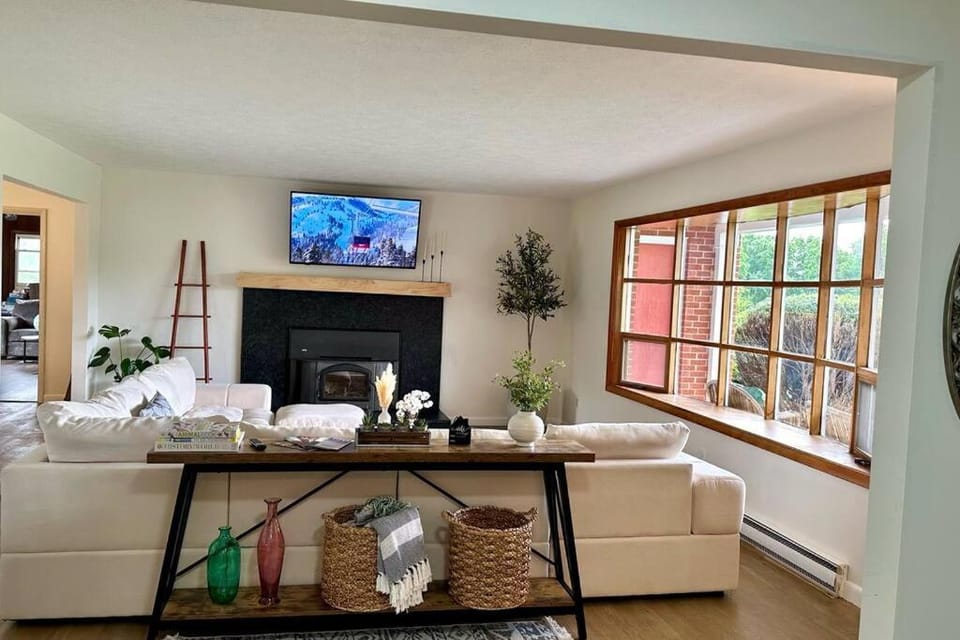 TV and multimedia, Living room