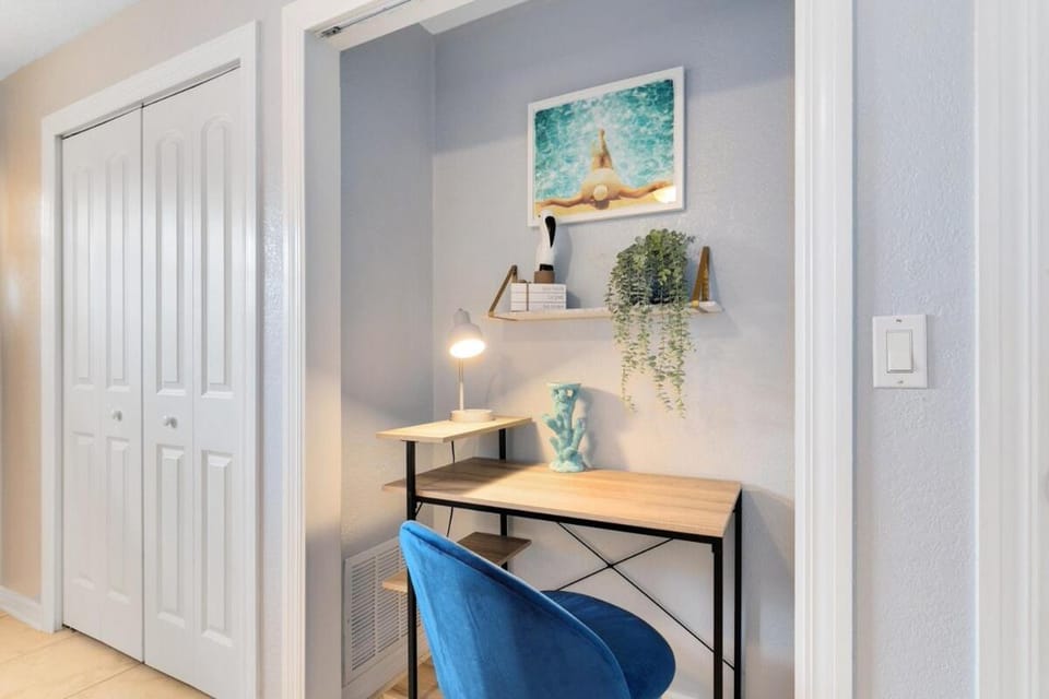 Ocean 16 - Pier View Apartment in Indian Harbour Beach