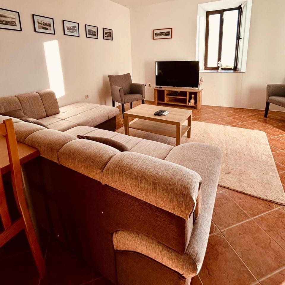 Villa Vistamar Lapcici House in Budva Municipality