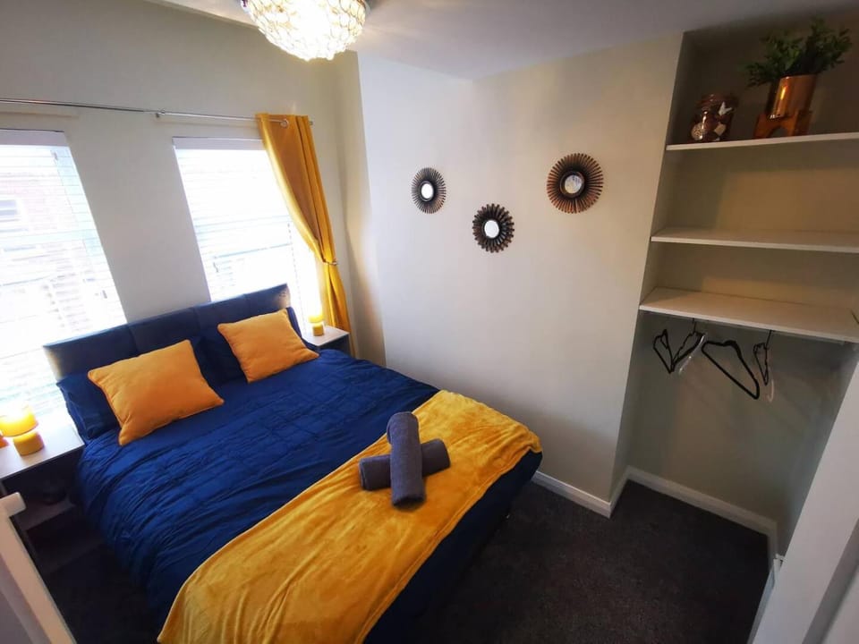 4BR Modern Botanic House House in Belfast