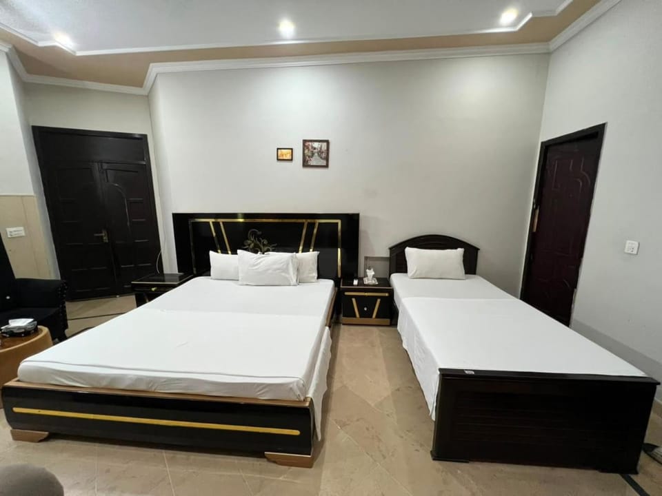 LMC Accommodation E-11-1 Bed and Breakfast in Islamabad