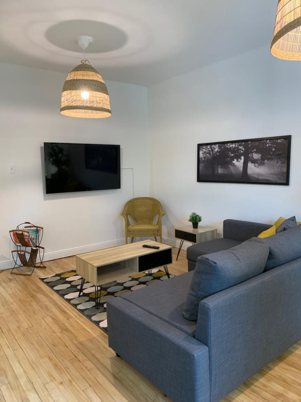 TV and multimedia, Living room, Seating area