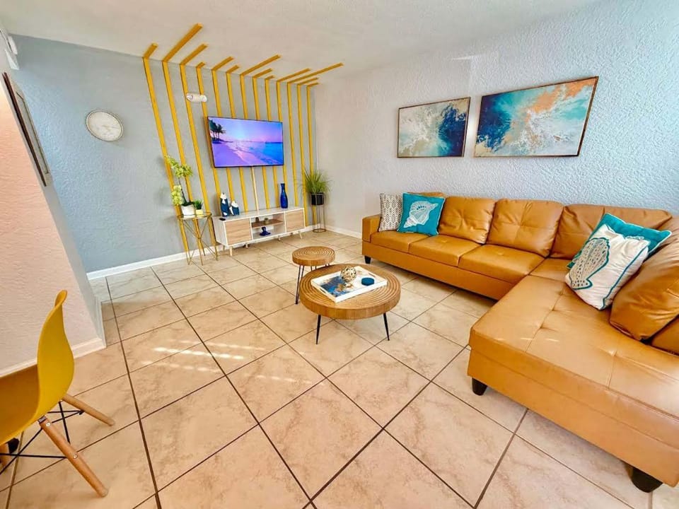 Ocean 17 - Seaglass Cottage Apartment in Indian Harbour Beach