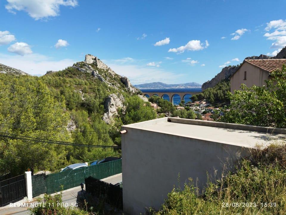 Nearby landmark, Natural landscape, Mountain view, River view