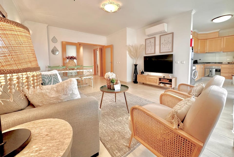 TV and multimedia, Living room, heating, kitchen, air conditioner