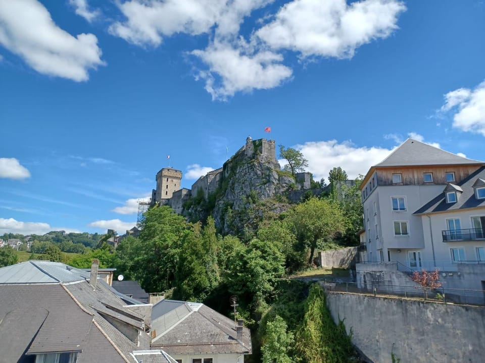Nearby landmark