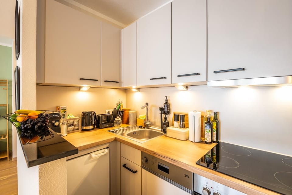 Coffee/tea facilities, Kitchen or kitchenette, dishwasher, pet friendly, stove, toaster