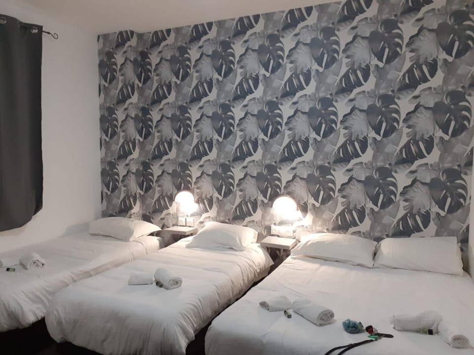 hôtel le Celtic Montluçon Hotel in Montluçon