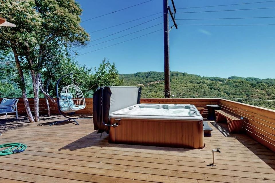 Rooster Cottage House in Russian River