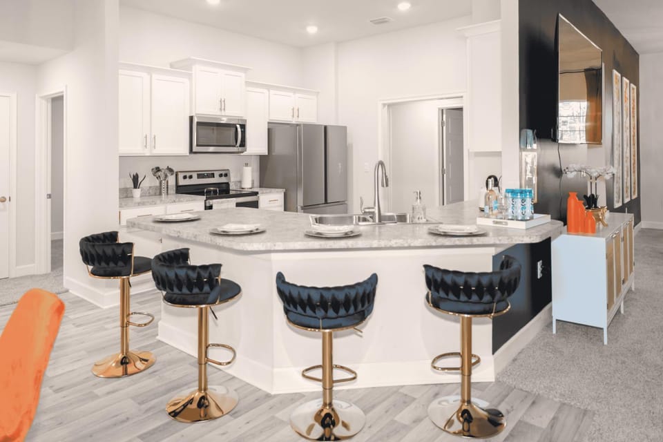 Kitchen or kitchenette, Living room