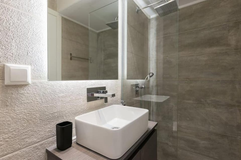 Academy Elegant Apartment #301 / Stunning Terrace Apartment in Athens