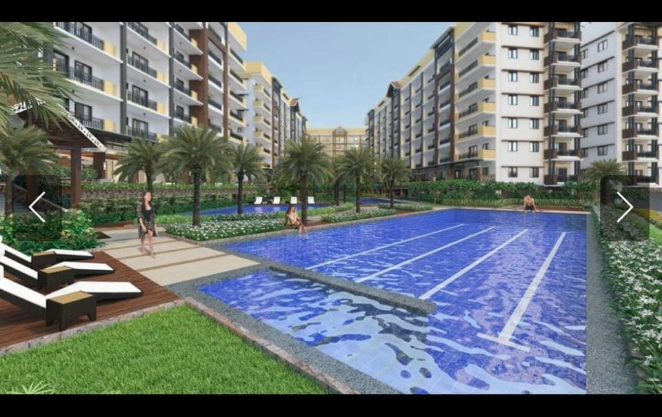 ALEA RESIDENCES Condo near Airport and MOA! Cozy Place with Main street and Manila Bay view Apartment in Bacoor