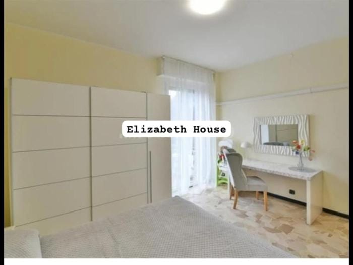 Elizabeth House Apartment in Como