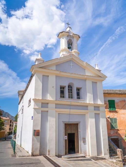 Corte magnifique T2 45m2 neuf 5 personnes place st marcel hyper centre wifi lave linge tv Apartment in Corsica