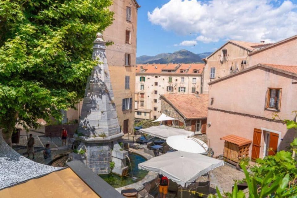 Corte magnifique T2 45m2 neuf 5 personnes place st marcel hyper centre wifi lave linge tv Apartment in Corsica