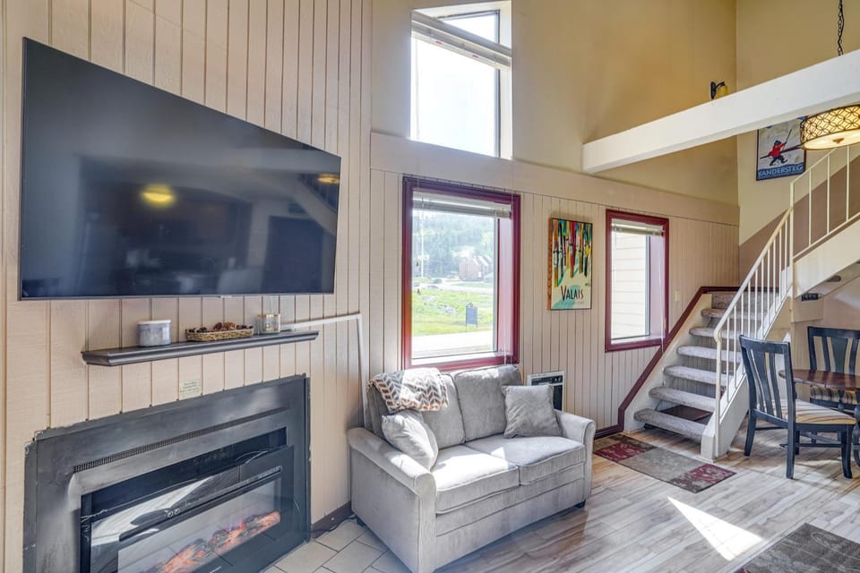 Ski-In/Ski-Out Brian Head Condo w/ Hot Tub! House in Brian Head