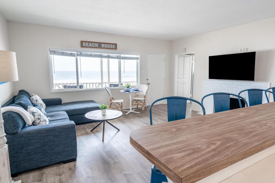 CB-2445C - Carlsbad Casa De Los Sueños | Unit C House in Carlsbad