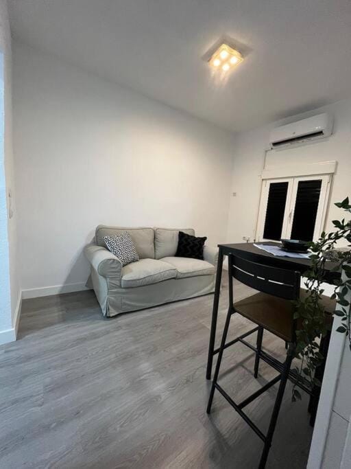 Apartamento céntrico en chueca Apartment in Centro