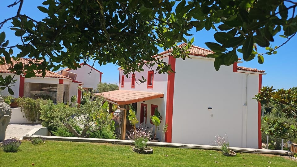 Quinta da Relva - Soulful House Bed and Breakfast in Lisbon District