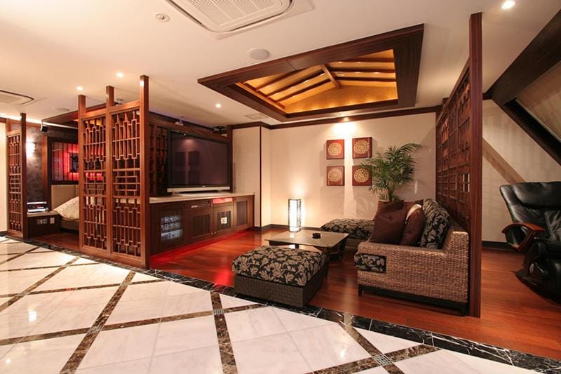 Bed, Living room, Bedroom