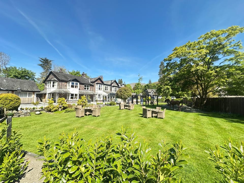 Bridge House Hotel & Silver Howe View Cottage Hotel in Grasmere