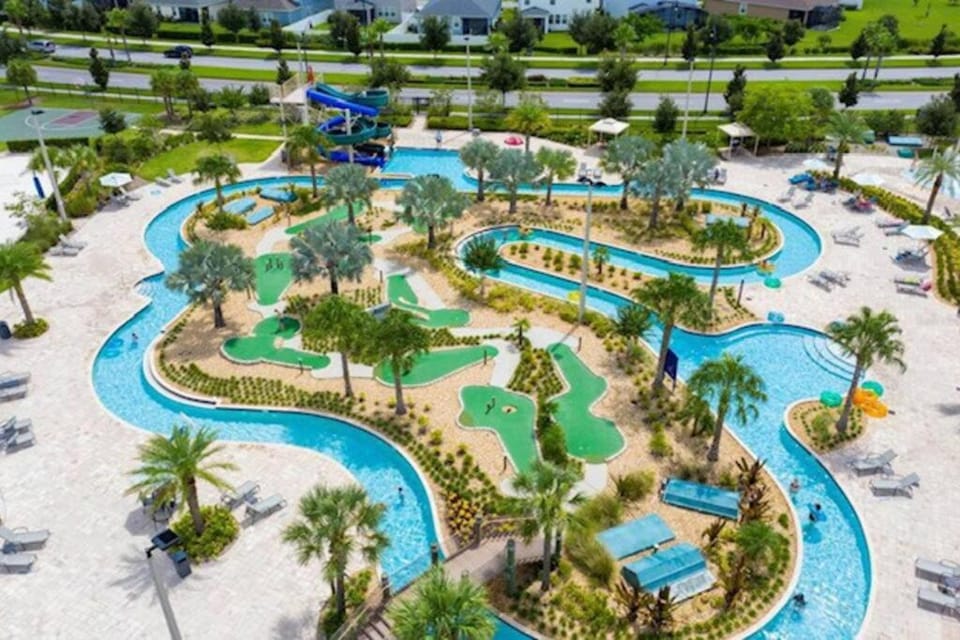 Aqua park, Swimming pool