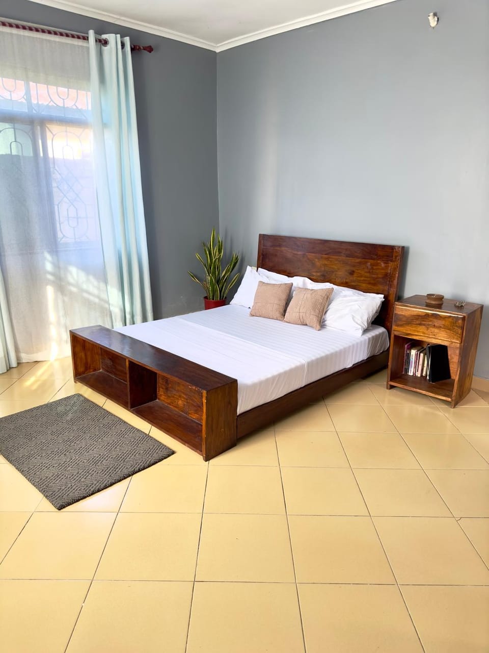 Sally's home-near JNIA airport Vacation rental in City of Dar es Salaam