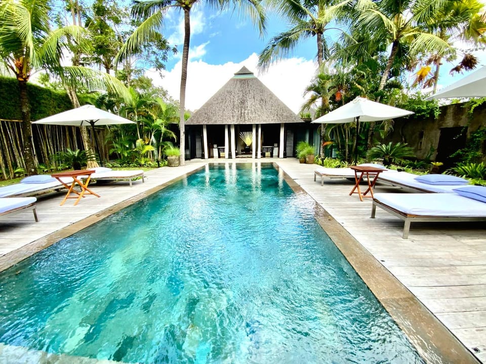 Pool view, Swimming pool