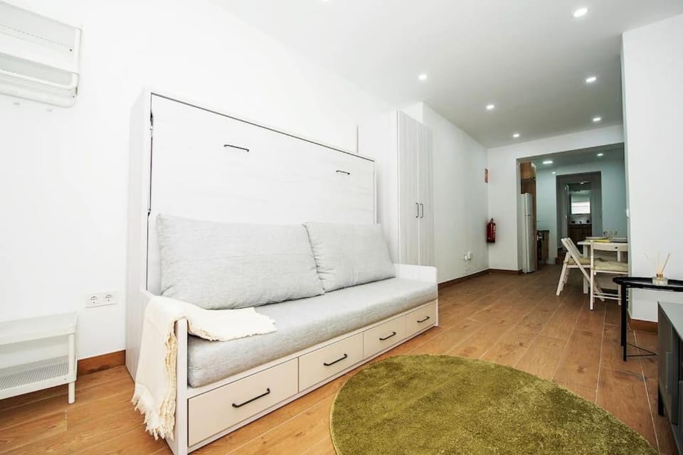 estudio en el barrio la Latina Apartment in Centro