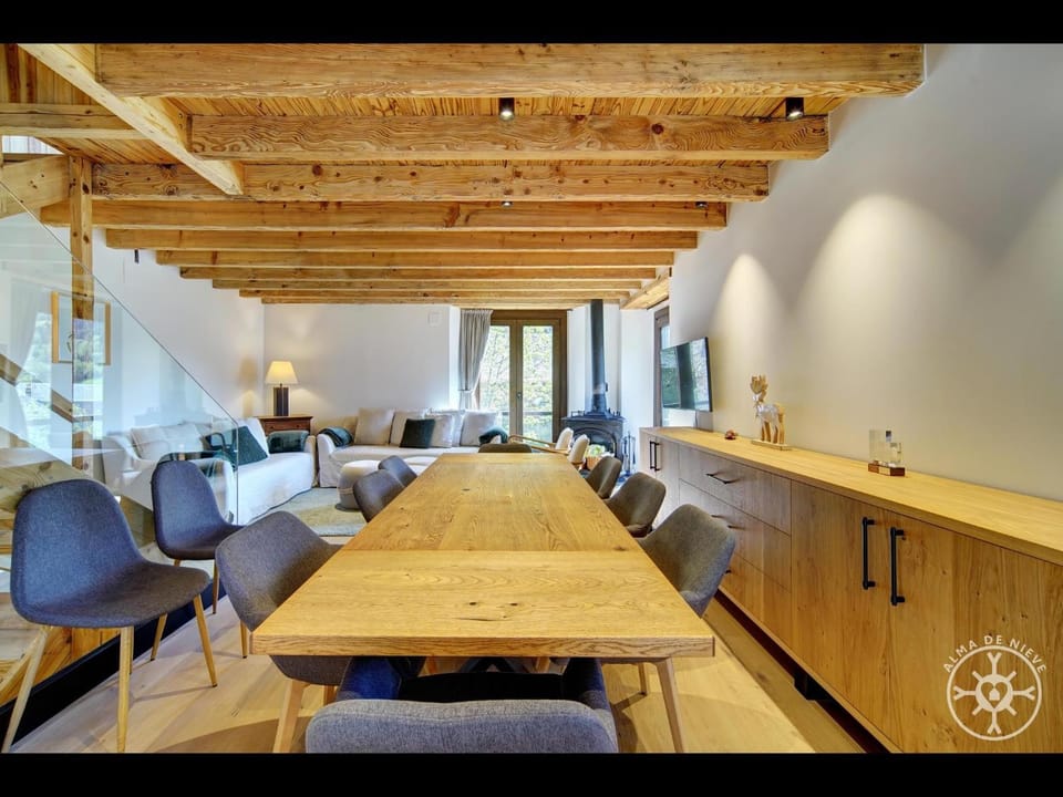 CASA CORILHA de Alma de Nieve House in Catalonia