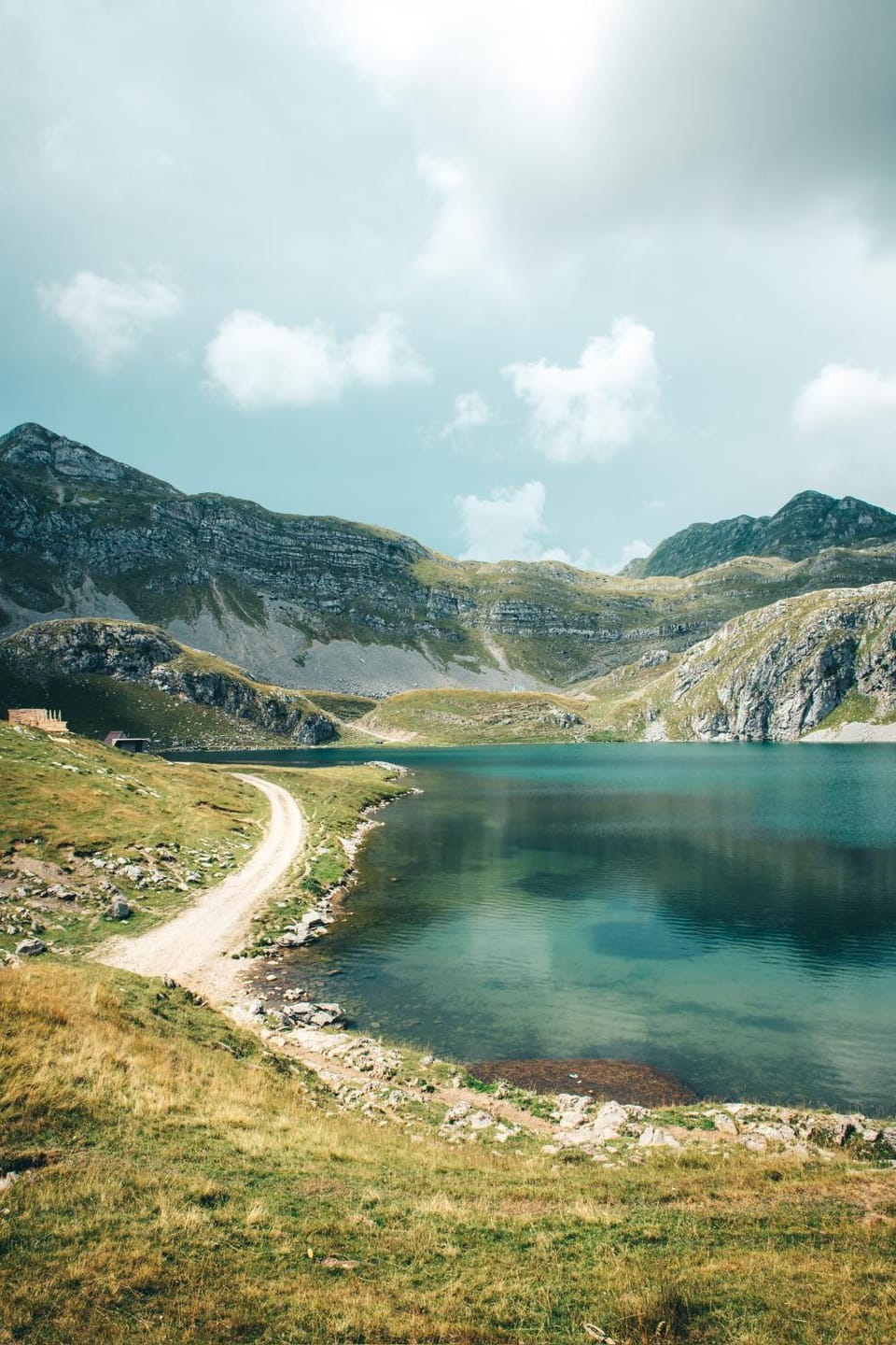 Nearby landmark, Day, Natural landscape, Lake view
