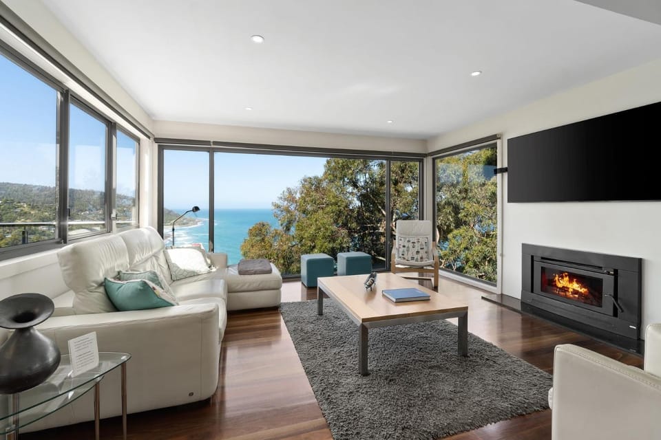 TV and multimedia, Living room, Seating area