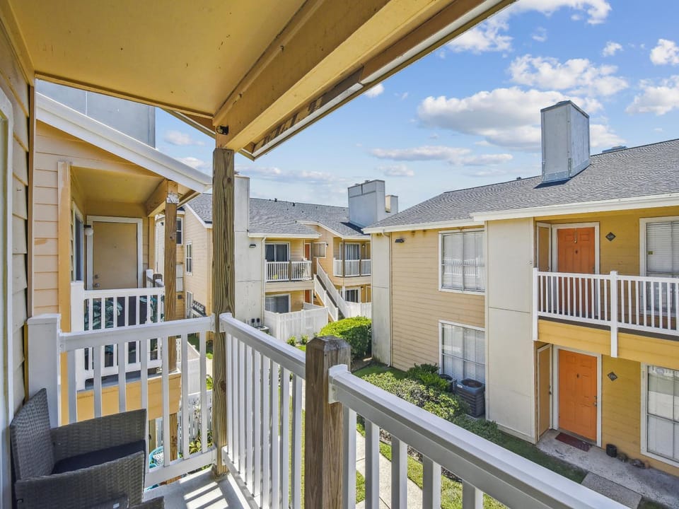 Balcony/Terrace, Inner courtyard view