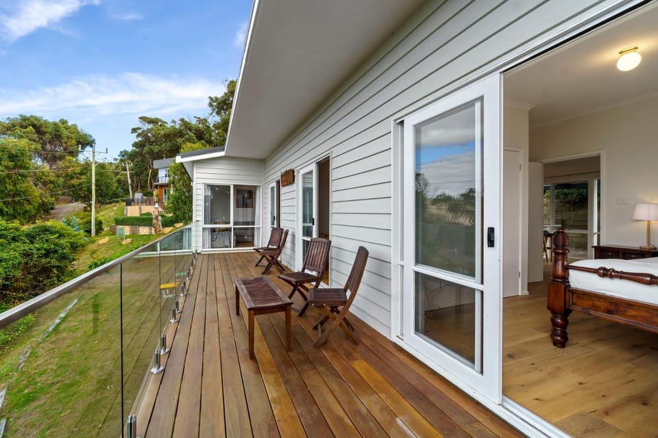 Property building, Garden, View (from property/room), Balcony/Terrace, Garden view
