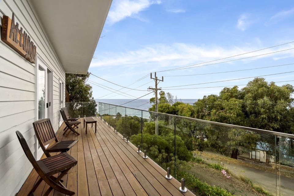 Property building, View (from property/room), Balcony/Terrace